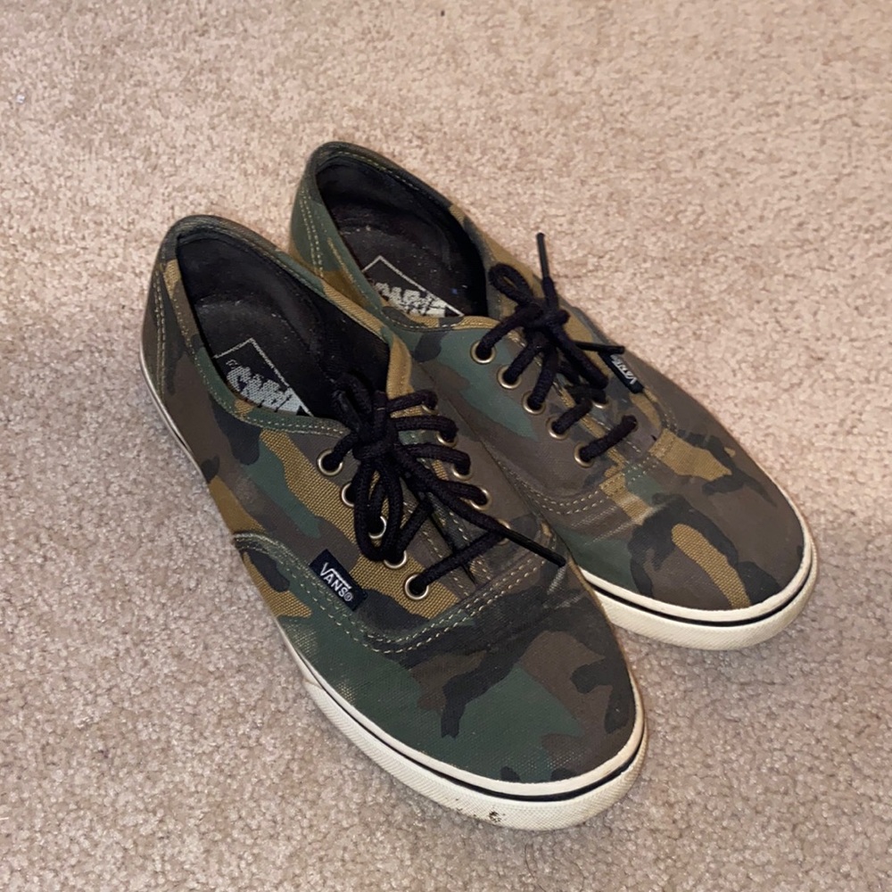 Camo Low top Vans